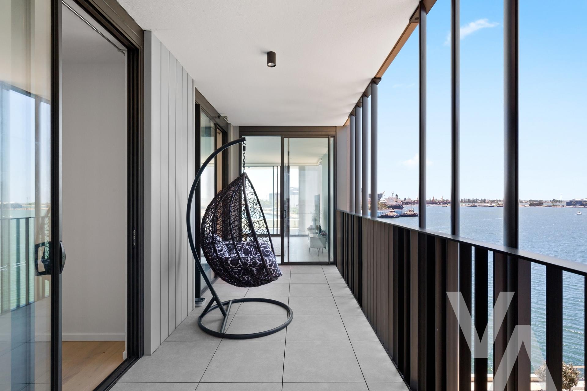 501/45 Honeysuckle Drive Newcastle NSW
