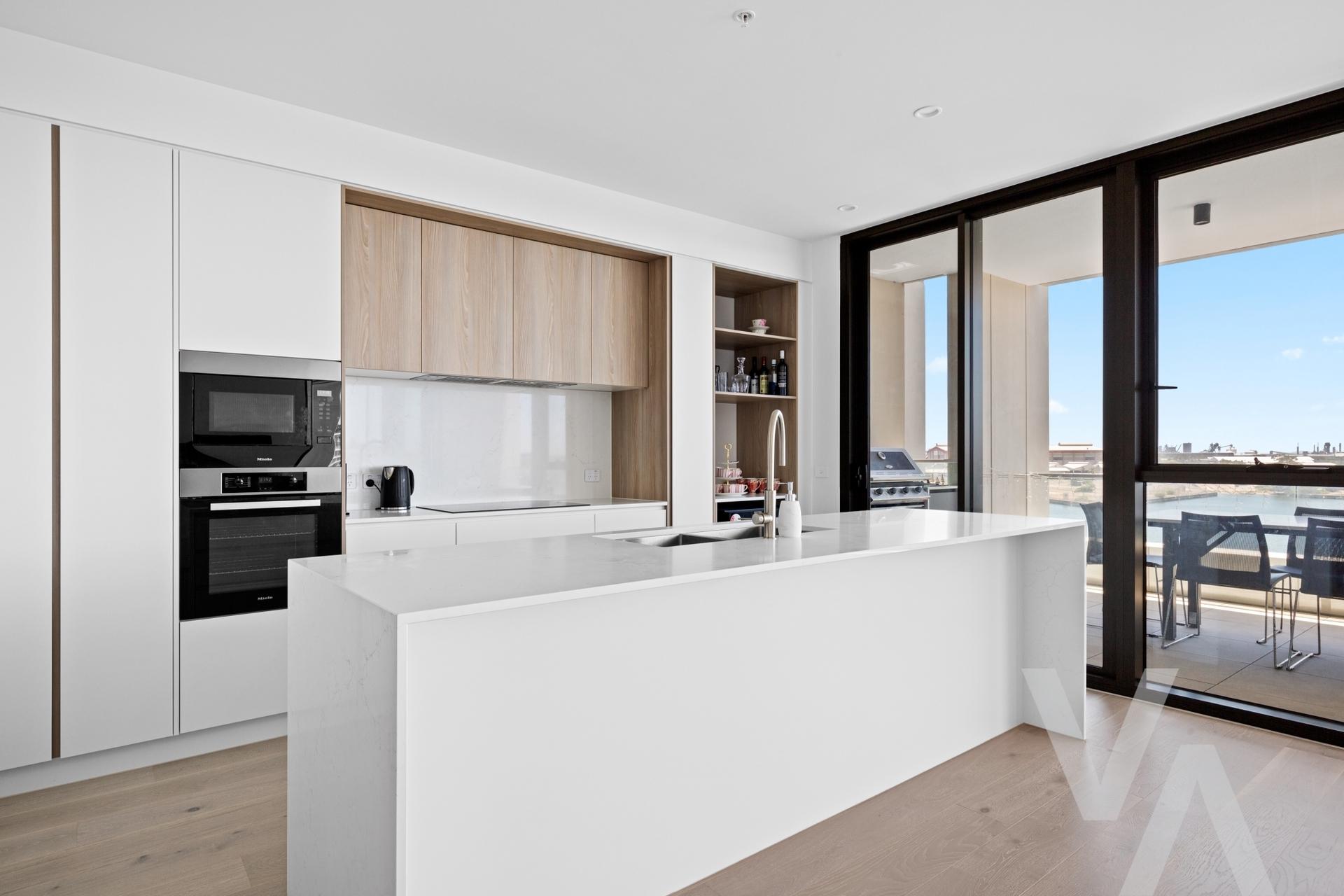 501/45 Honeysuckle Drive Newcastle NSW