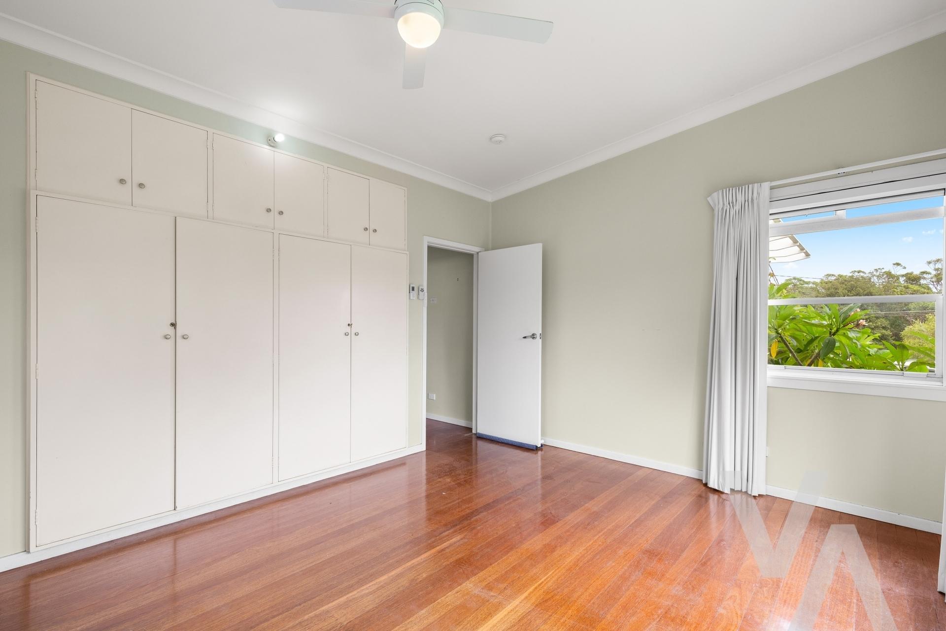4 Paston  Close Jewells NSW