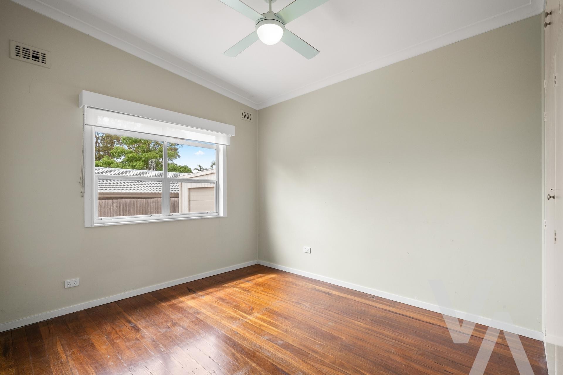 4 Paston  Close Jewells NSW