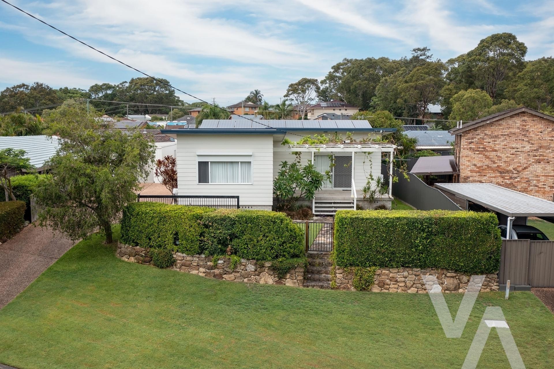 4 Paston  Close Jewells NSW