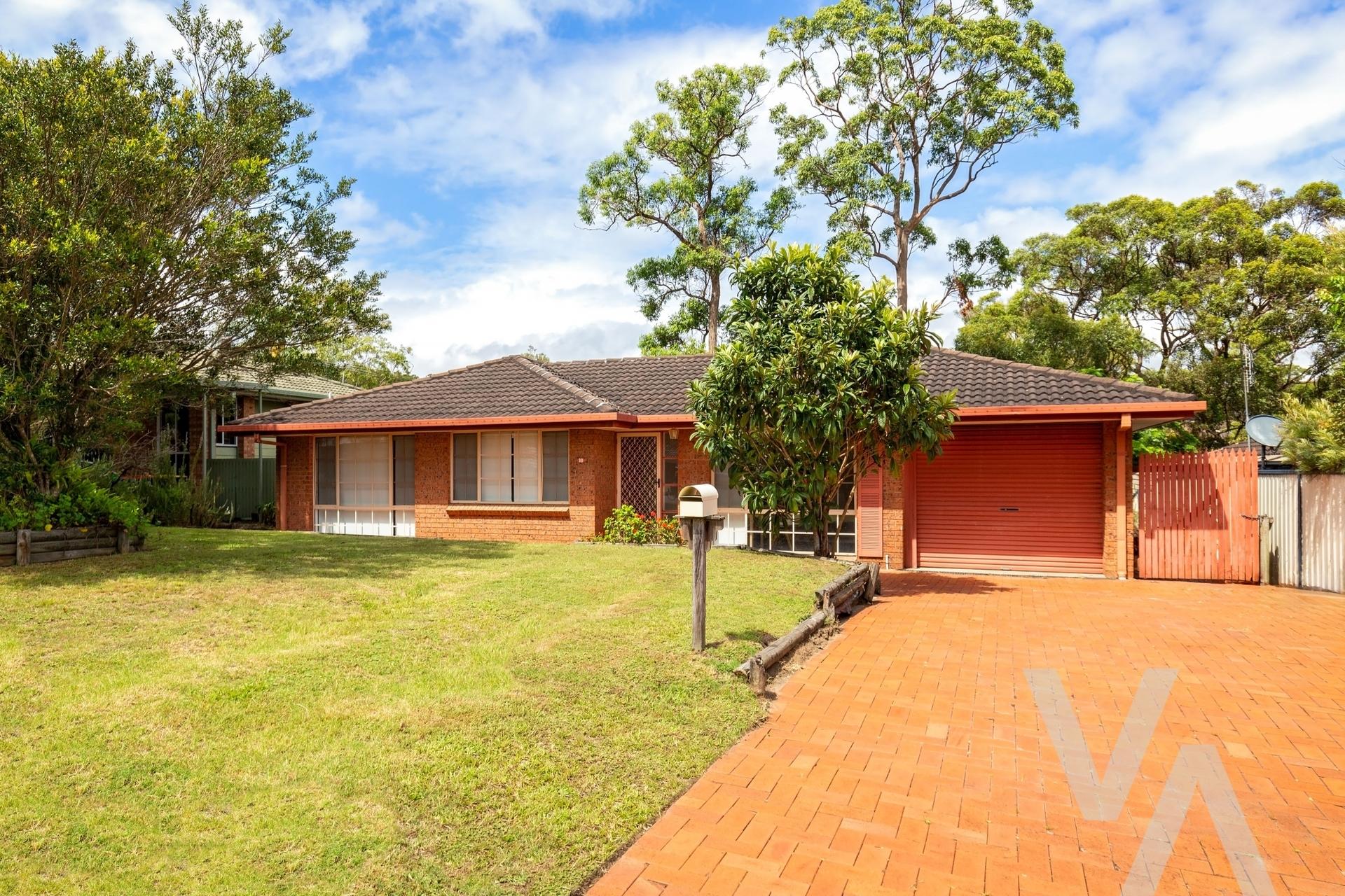 10 Atlanta Avenue Woodrising NSW
