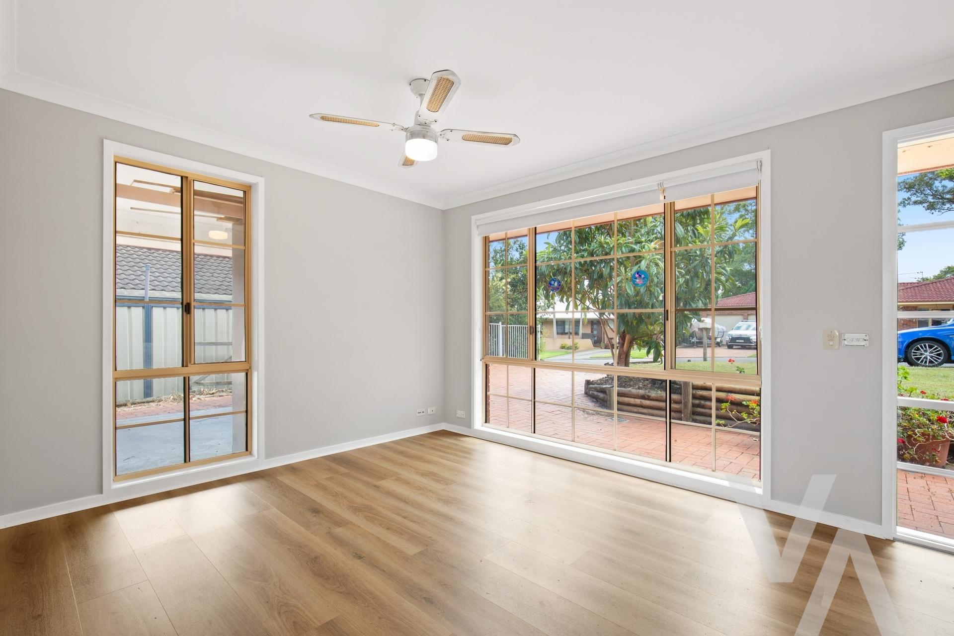 10 Atlanta Avenue Woodrising NSW