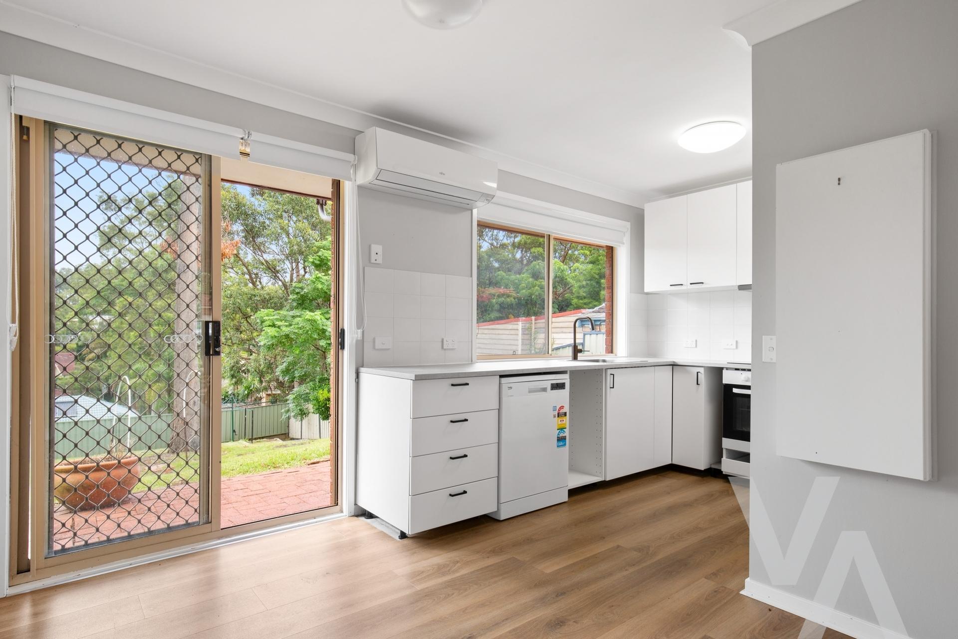 10 Atlanta Avenue Woodrising NSW