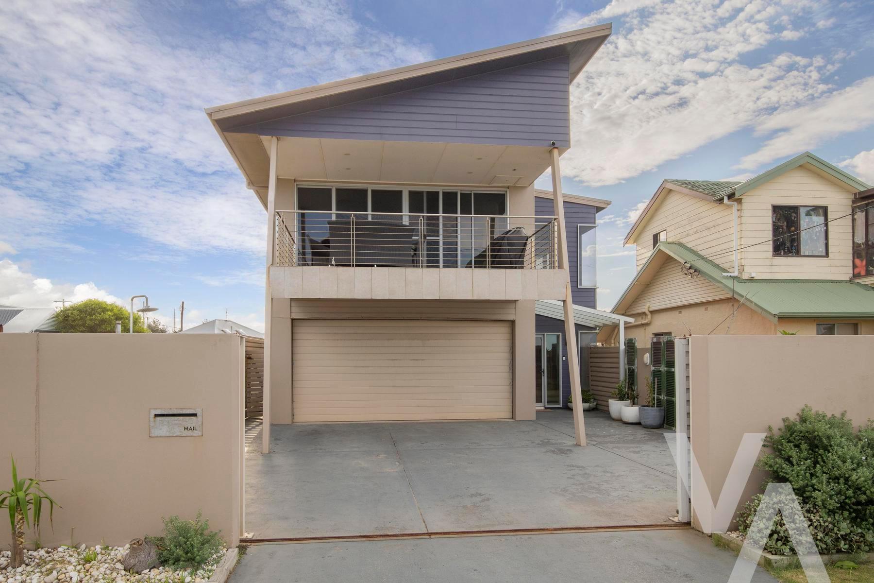 30  Eames Avenue Stockton NSW