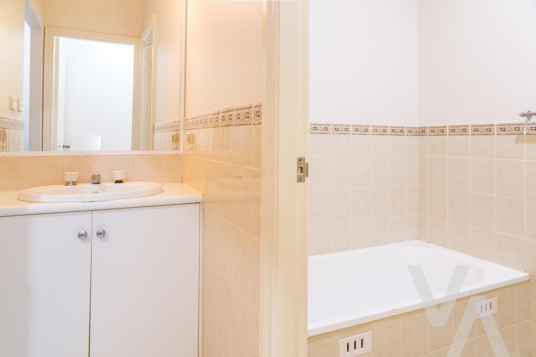 32/215 Darby  Street Cooks Hill NSW