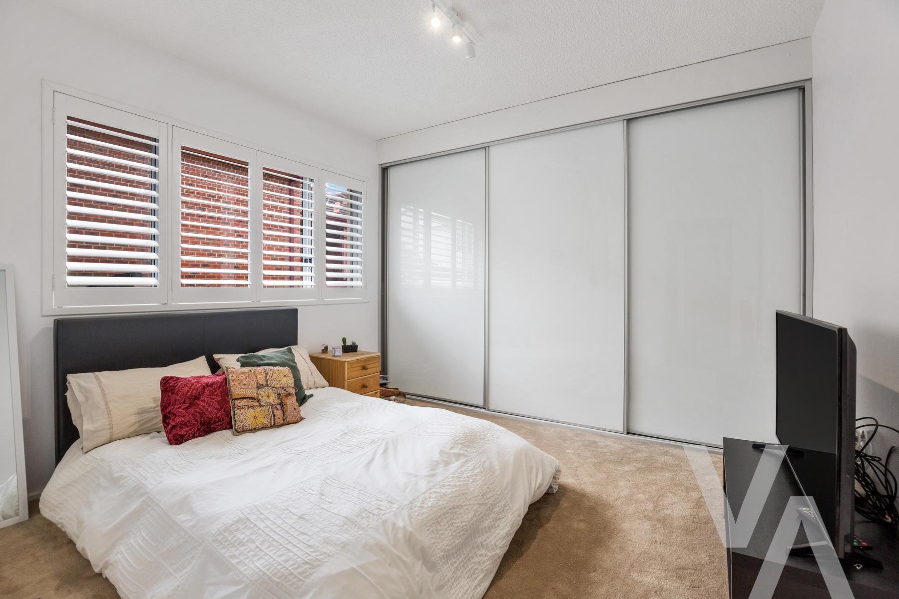 2/18 Burwood  Street Merewether NSW