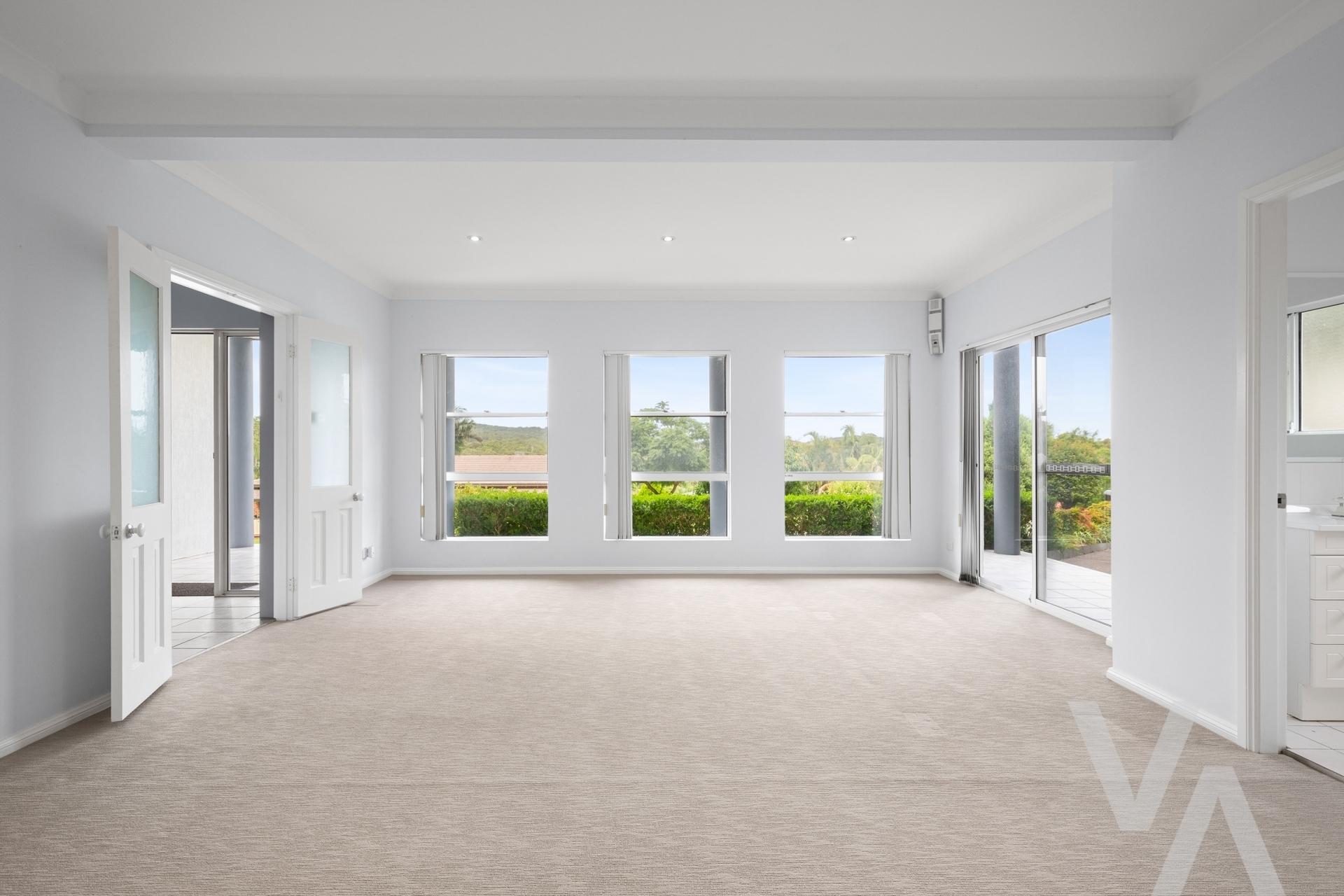 34 Woodside  Street Eleebana NSW