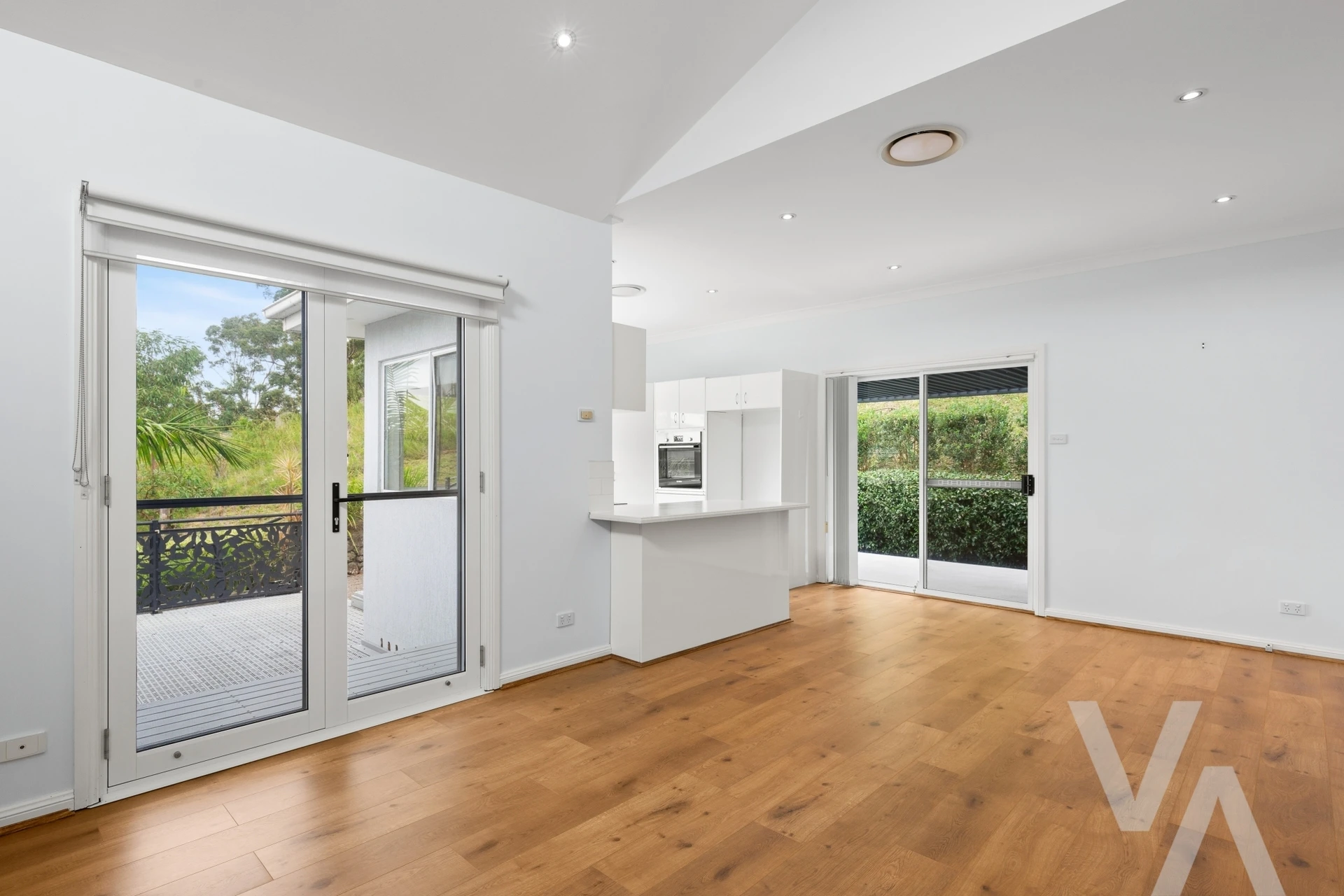 34 Woodside Street Eleebana NSW