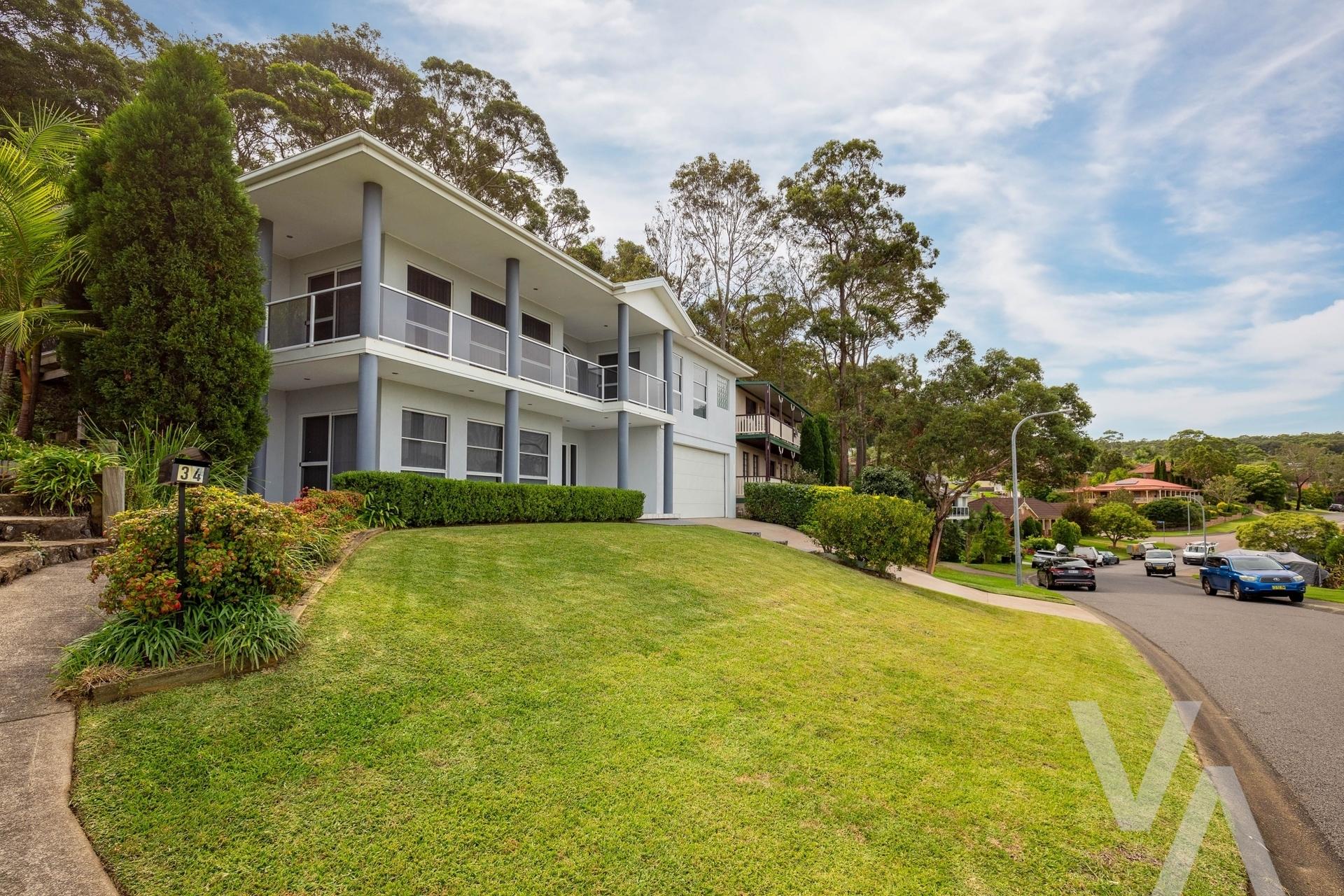 34 Woodside  Street Eleebana NSW