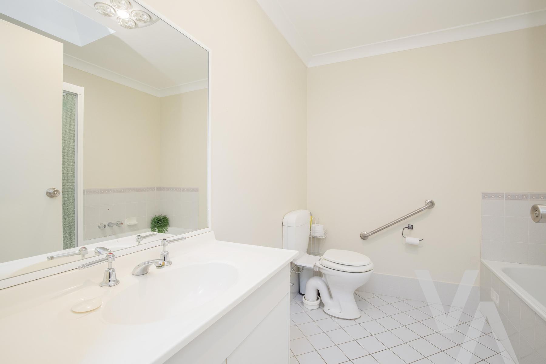 2/5 Murray Square Mayfield NSW