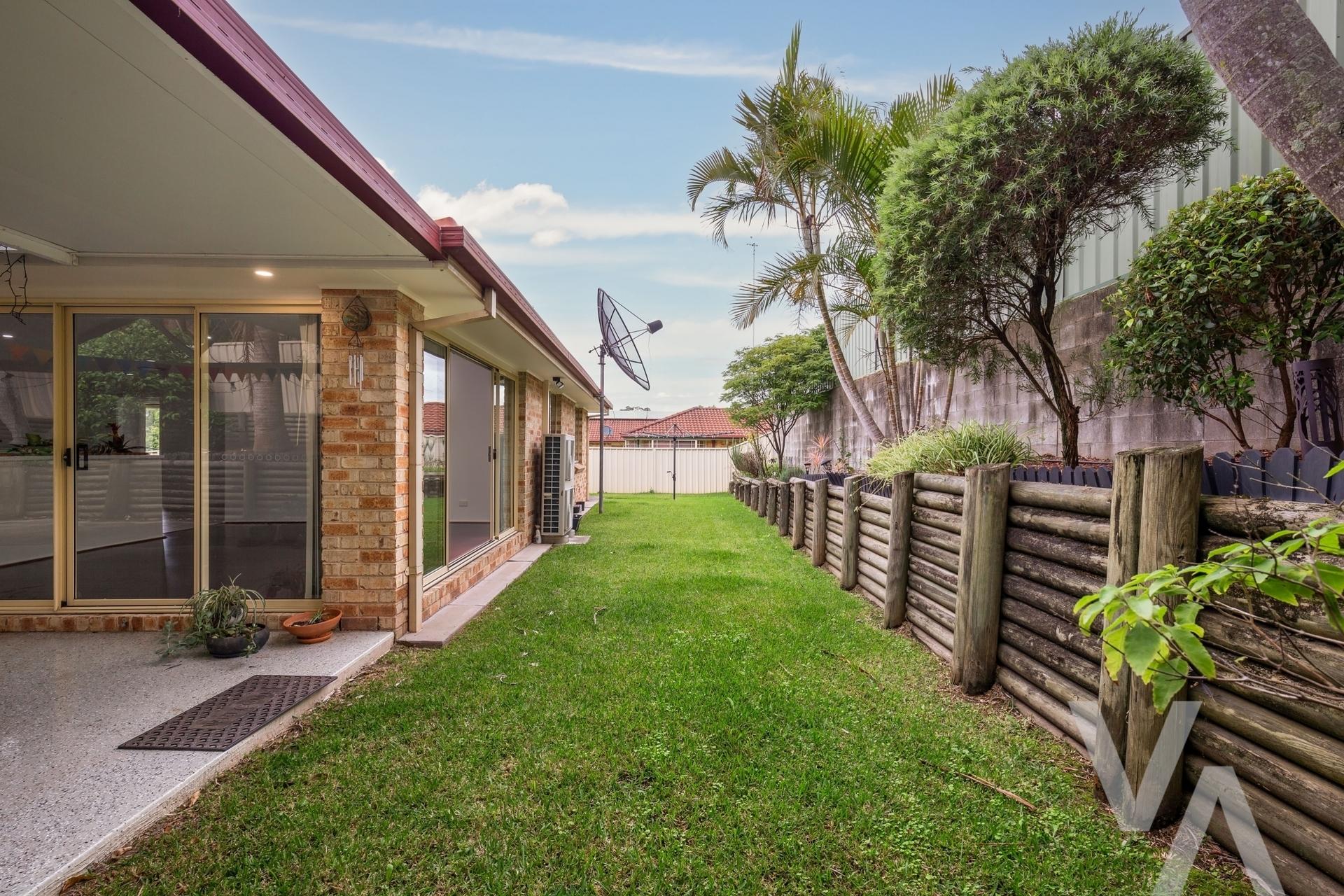 15 Whitehaven  Drive Lakelands NSW
