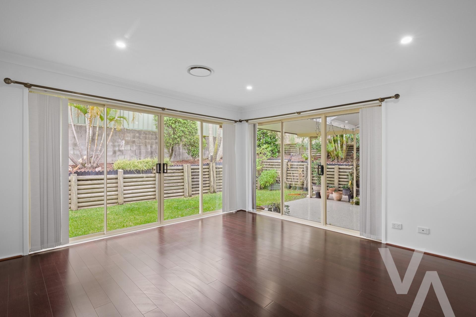 15 Whitehaven  Drive Lakelands NSW