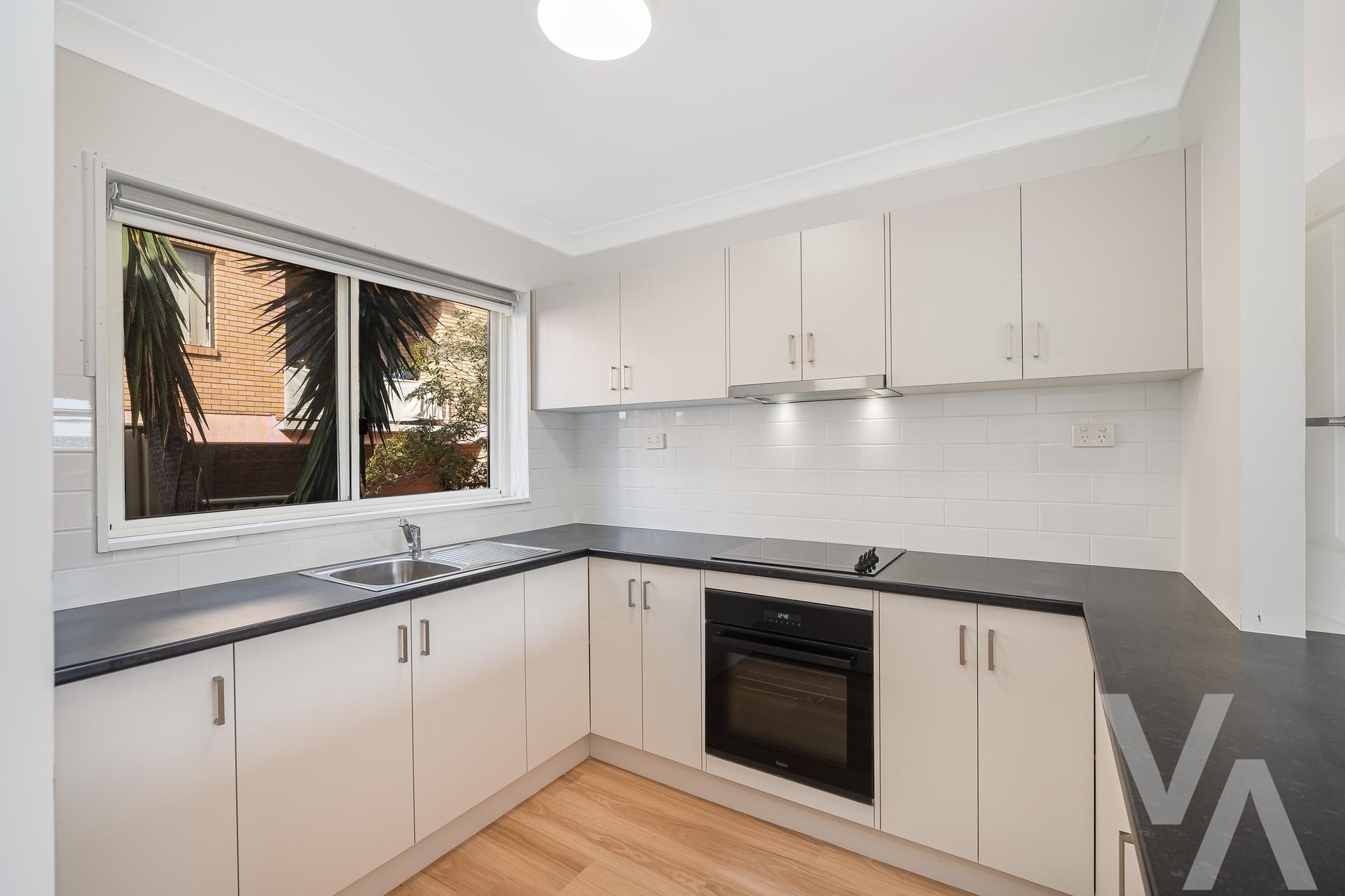 7/36 Kitchener  Parade The Hill NSW