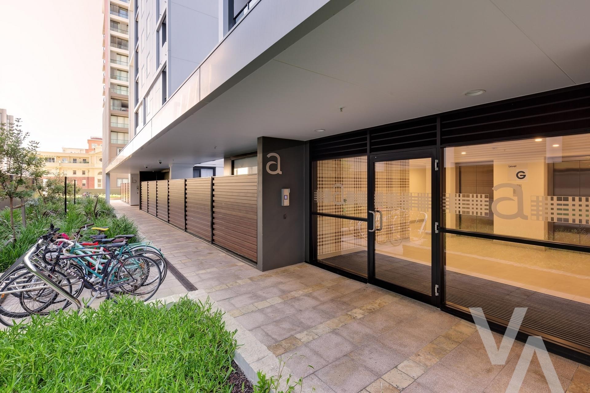 303/75 Shortland Esplanade Newcastle NSW