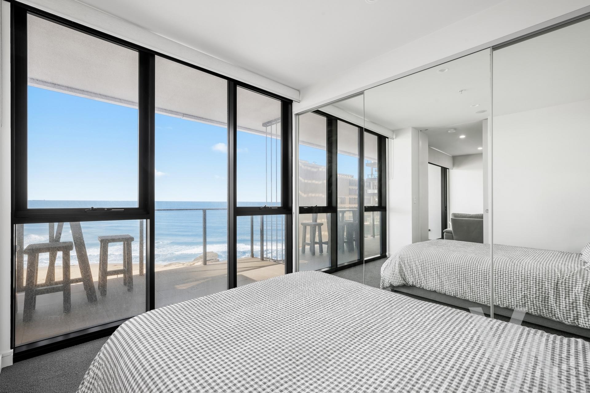 303/75 Shortland Esplanade Newcastle NSW