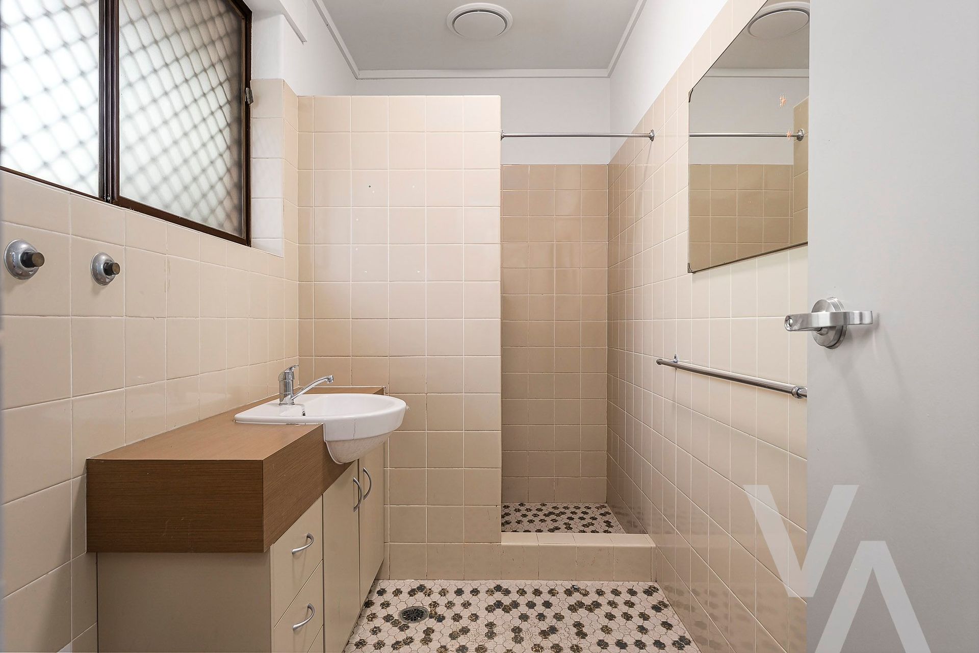 1/131 Crebert Street Mayfield NSW