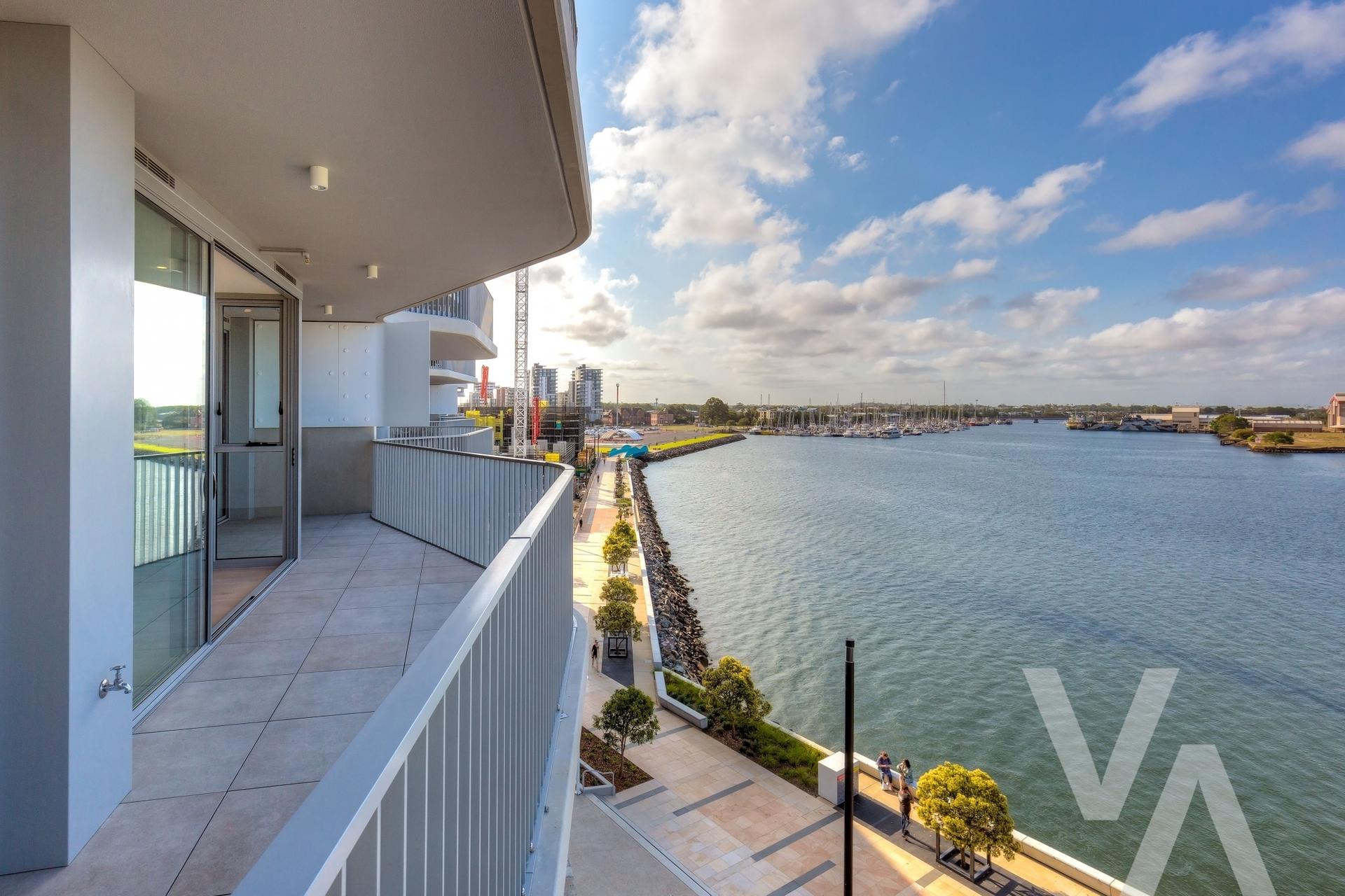 406/31 Honeysuckle Drive Newcastle NSW