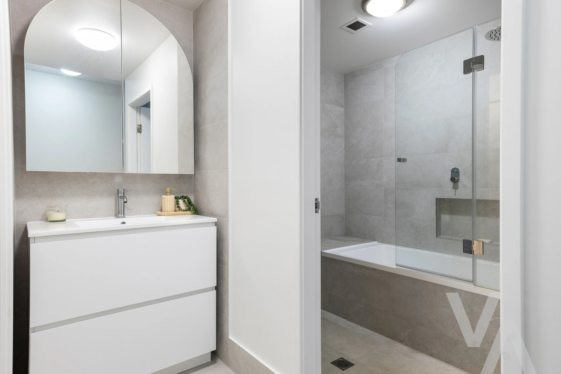 1/74 Tudor Street Hamilton NSW