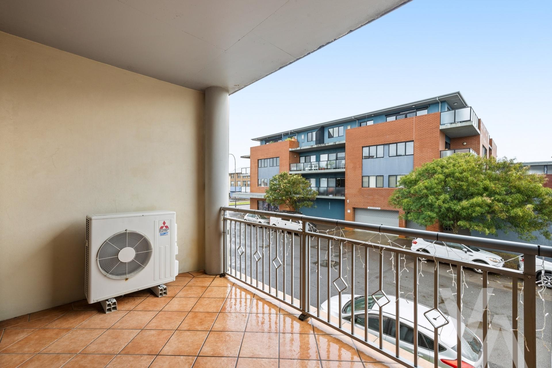 1/74 Tudor Street Hamilton NSW