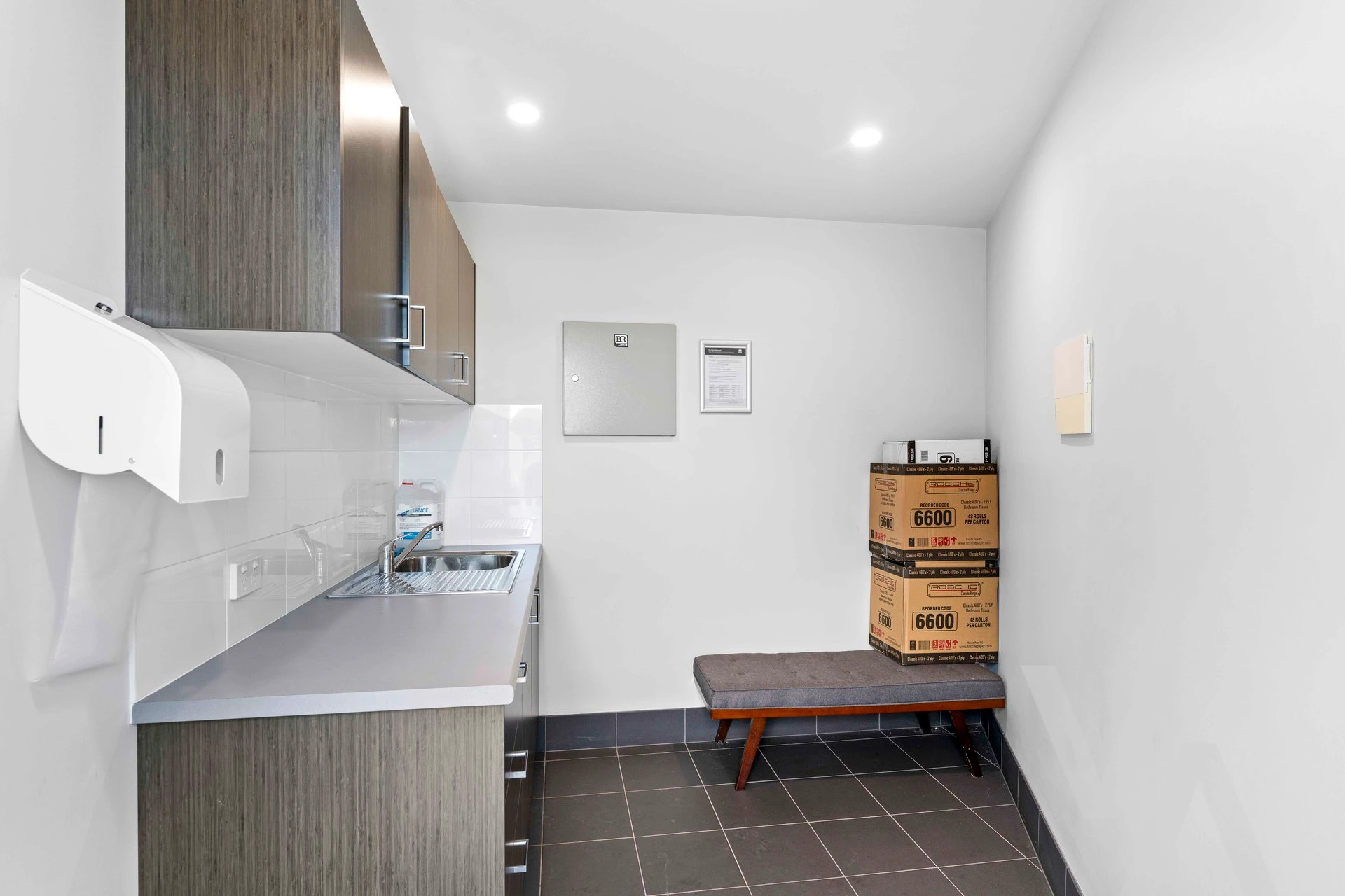 61/8 Murray Dwyer Circuit Mayfield West NSW