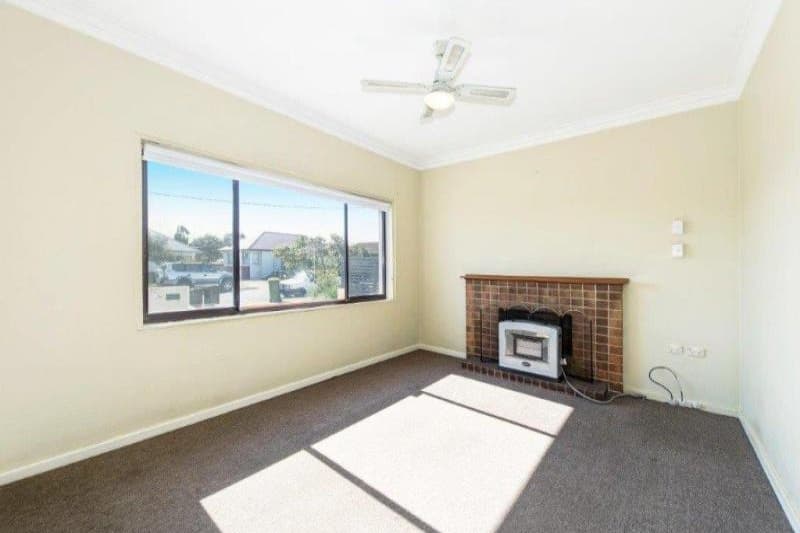 3 Booth Street STOCKTON NSW