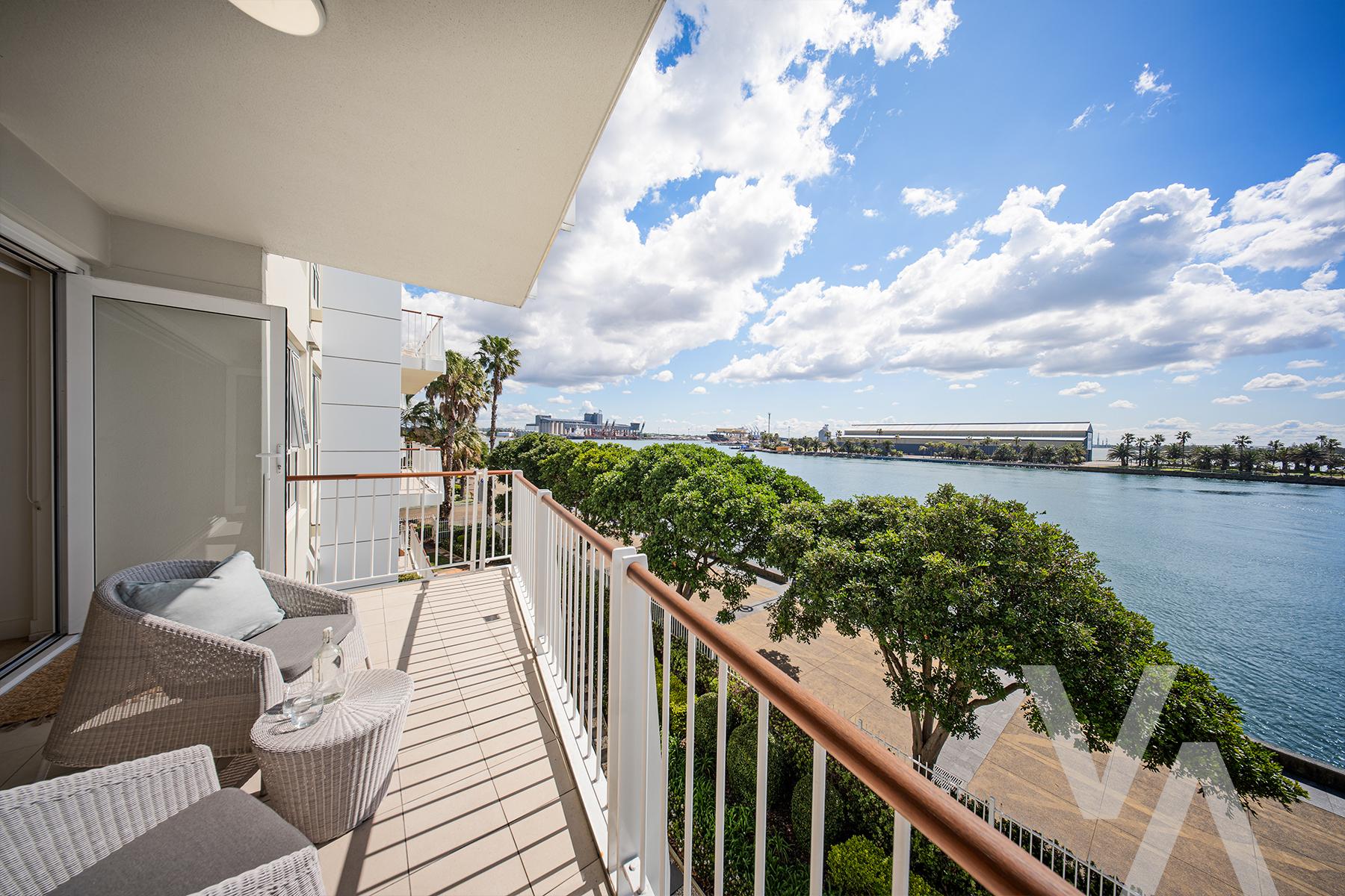 9/304 Wharf Road Newcastle NSW