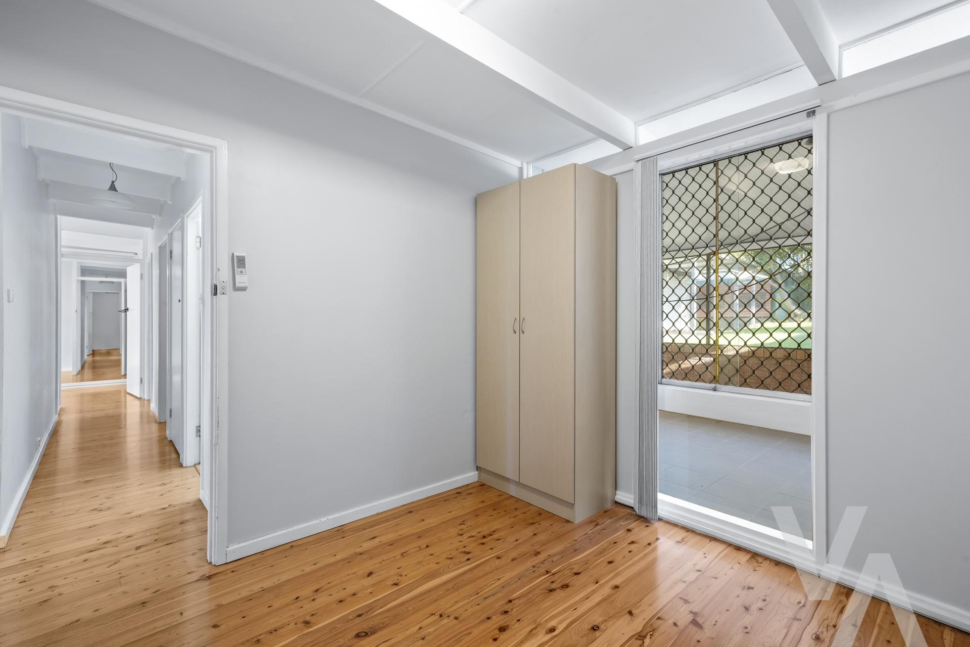 15 Morton Parade Rankin Park NSW