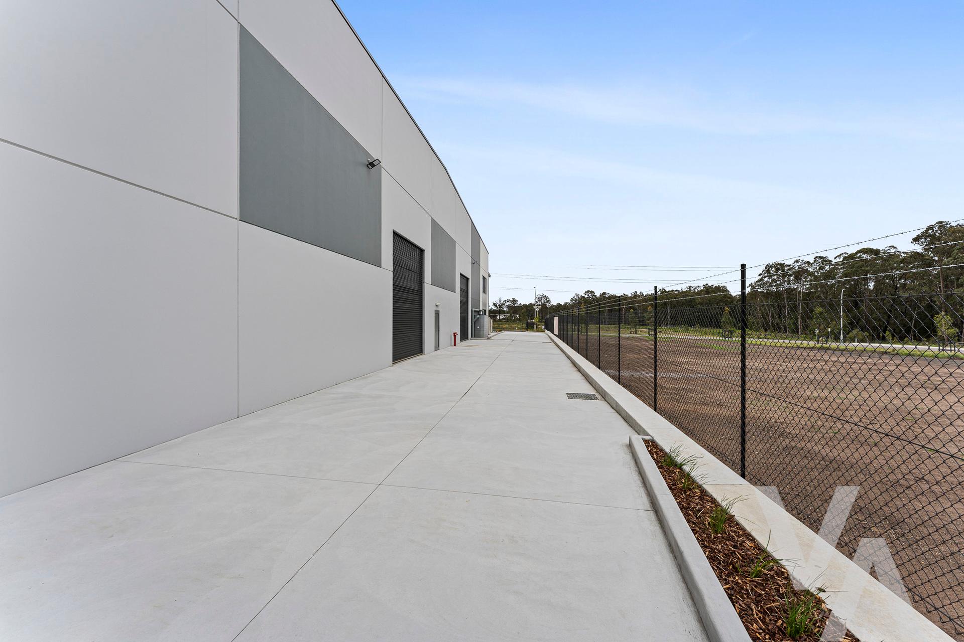 Units 1 & 2, 8 Viney Creek Drive Black Hill NSW