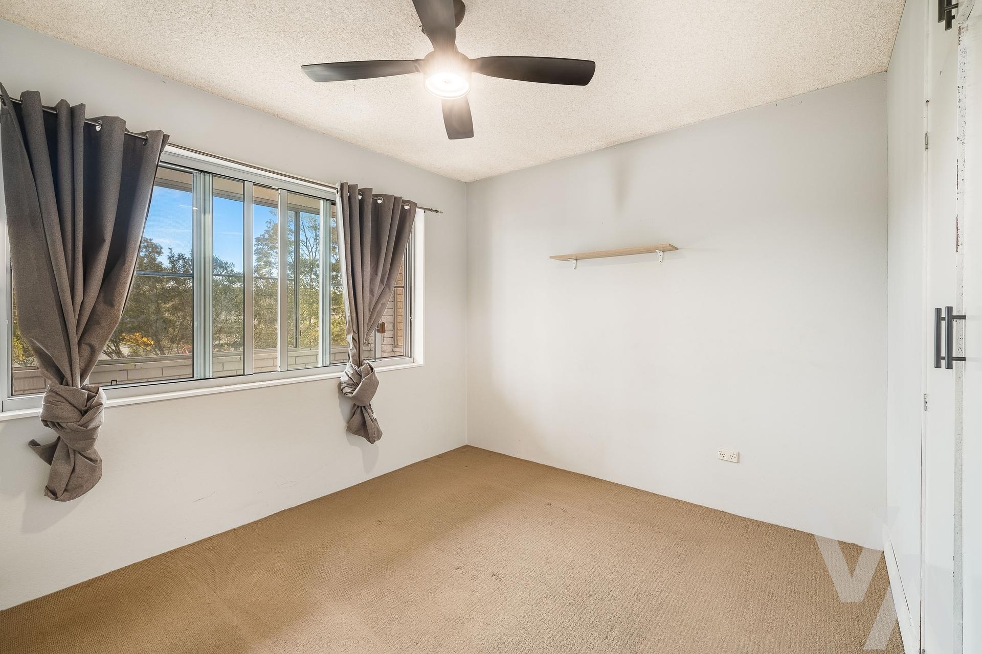 2/50 Robert  Street Jesmond NSW