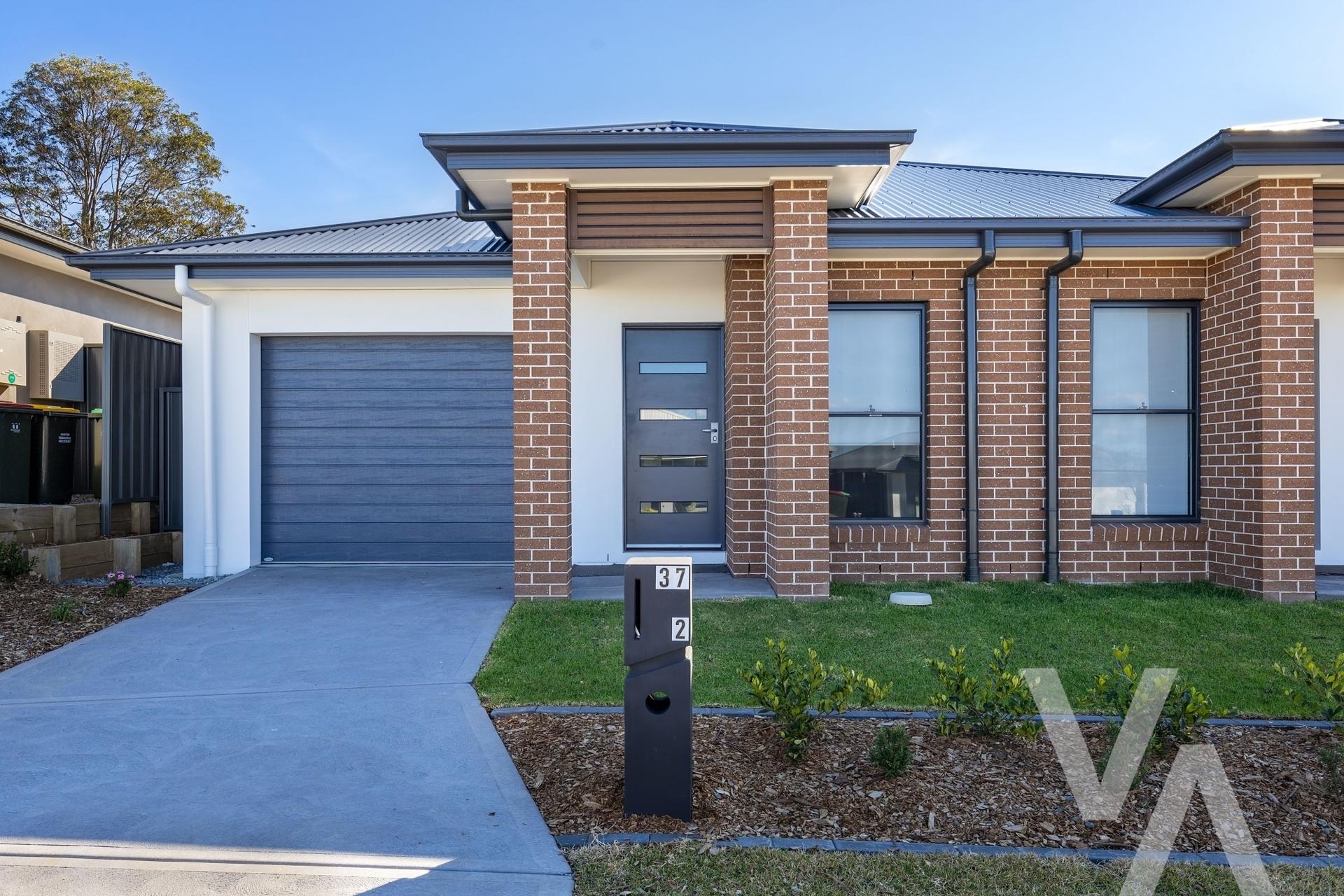 2/37 Sunset  Drive Thornton NSW