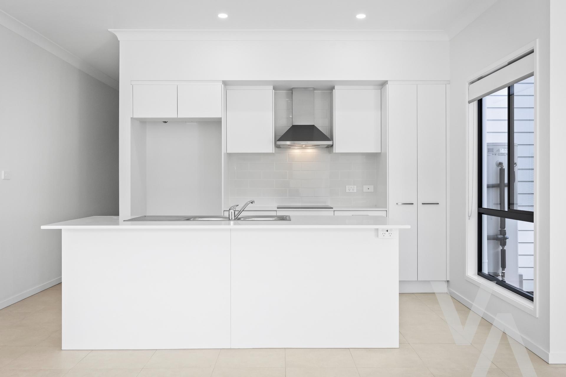 2/37 Sunset  Drive Thornton NSW