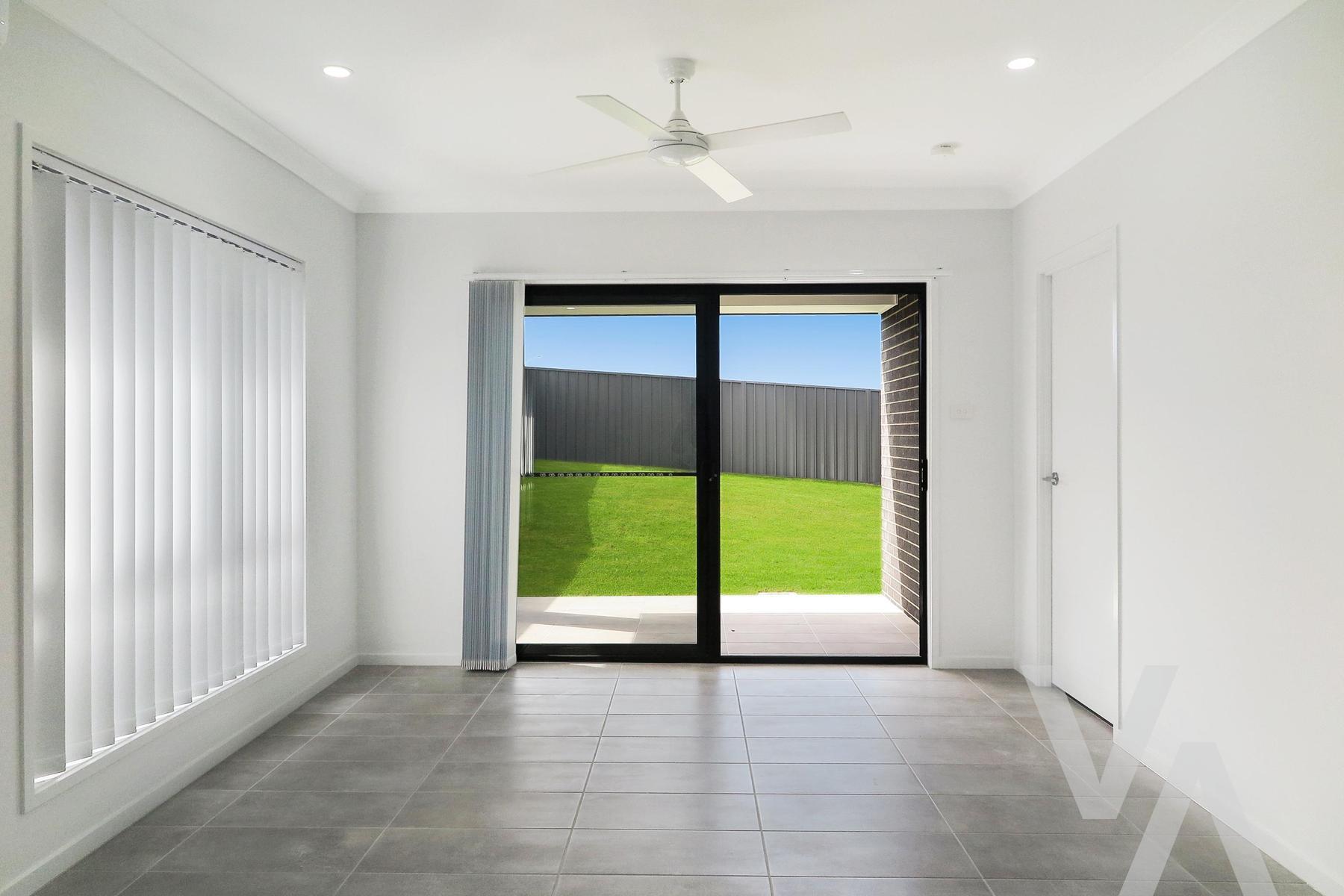 2/12 Rawmarsh Street Farley NSW