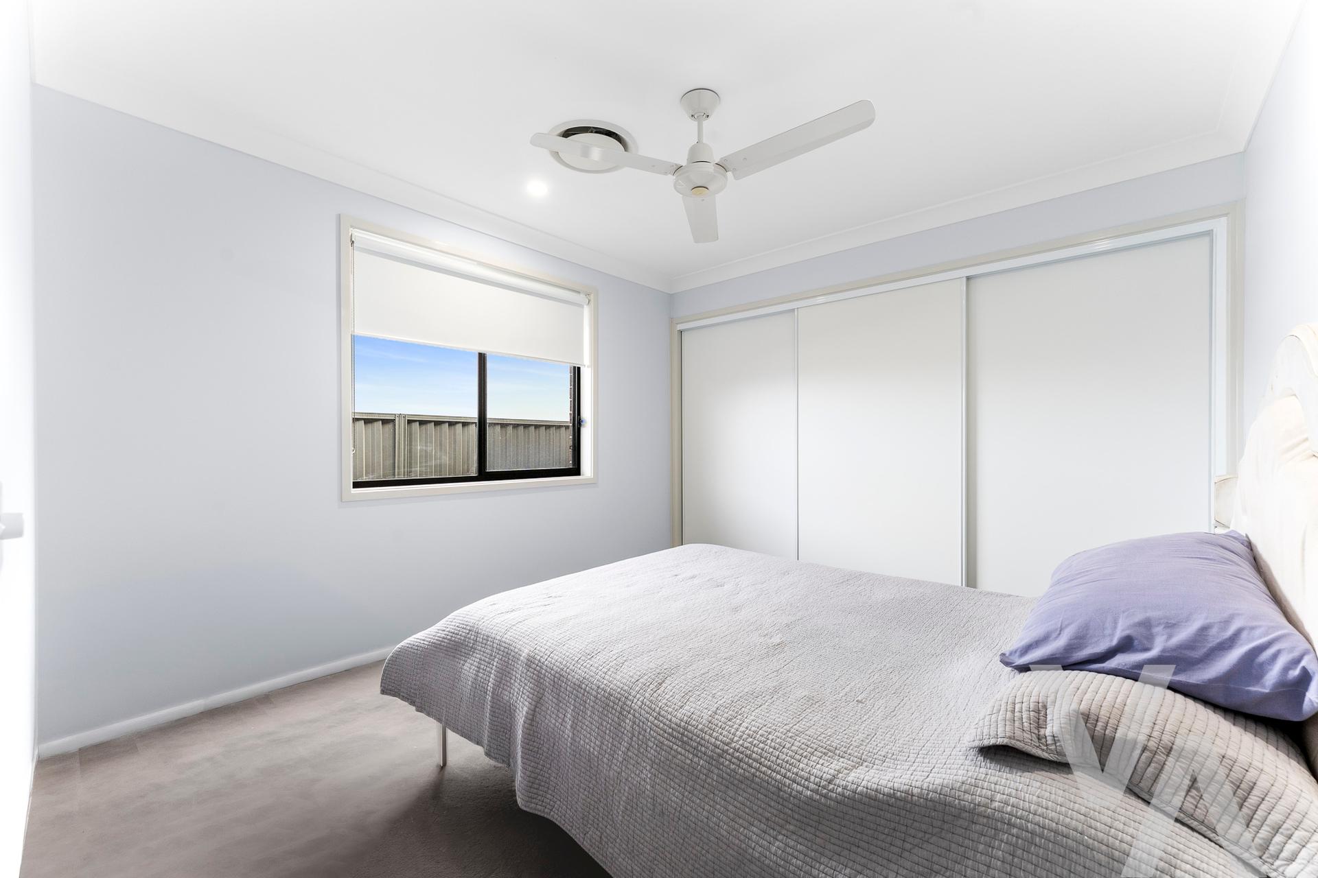 8 Estelville Circuit Cameron Park NSW