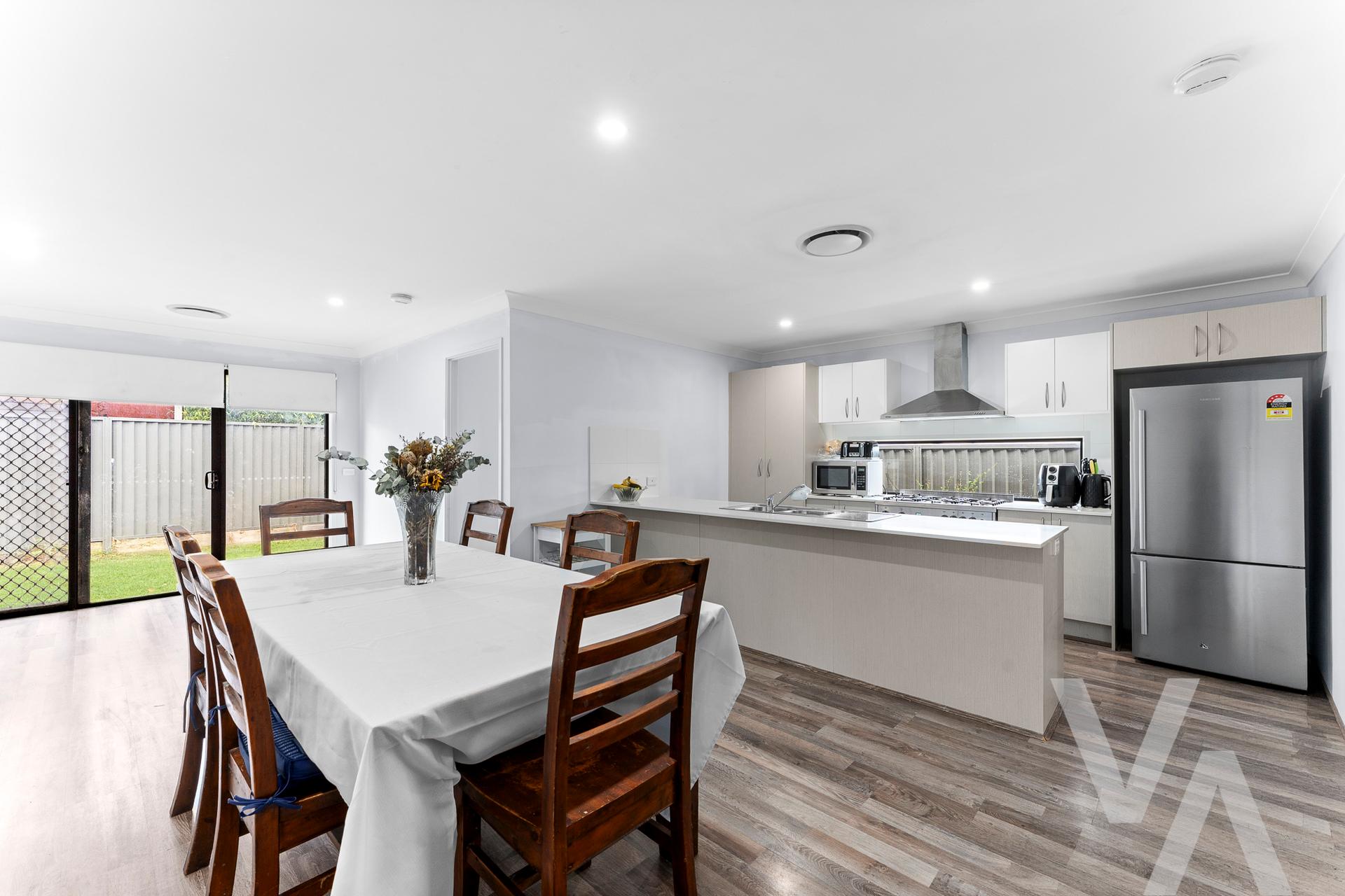 8 Estelville Circuit Cameron Park NSW