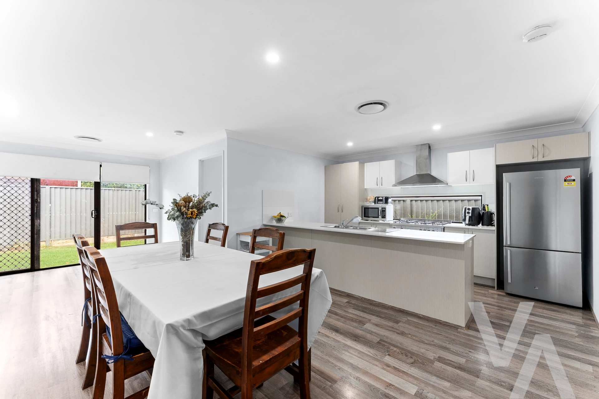 8 Estelville Circuit Cameron Park NSW