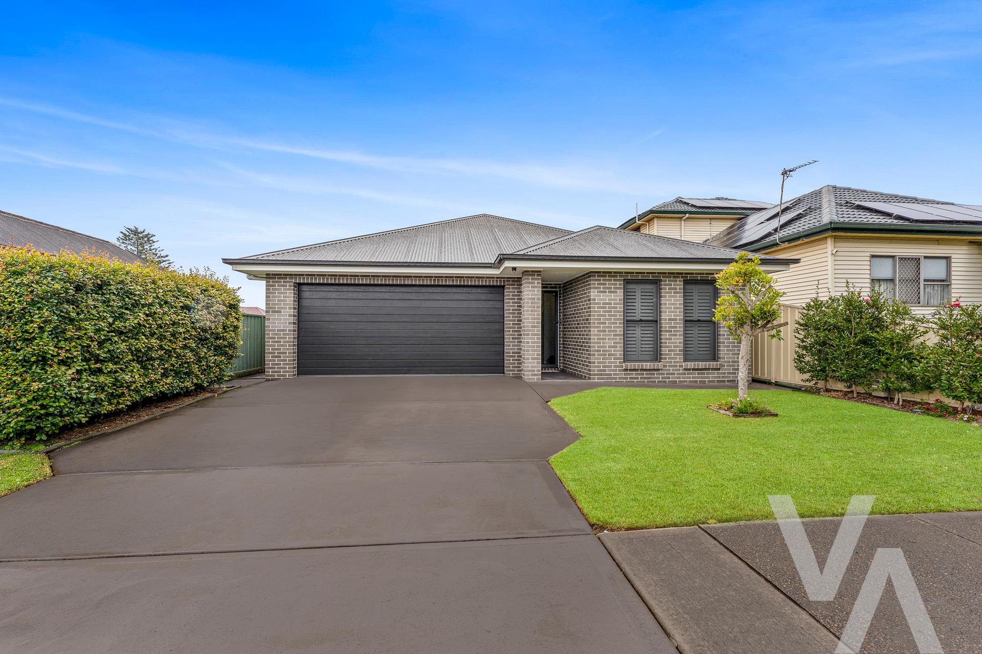 8 Estelville Circuit Cameron Park NSW