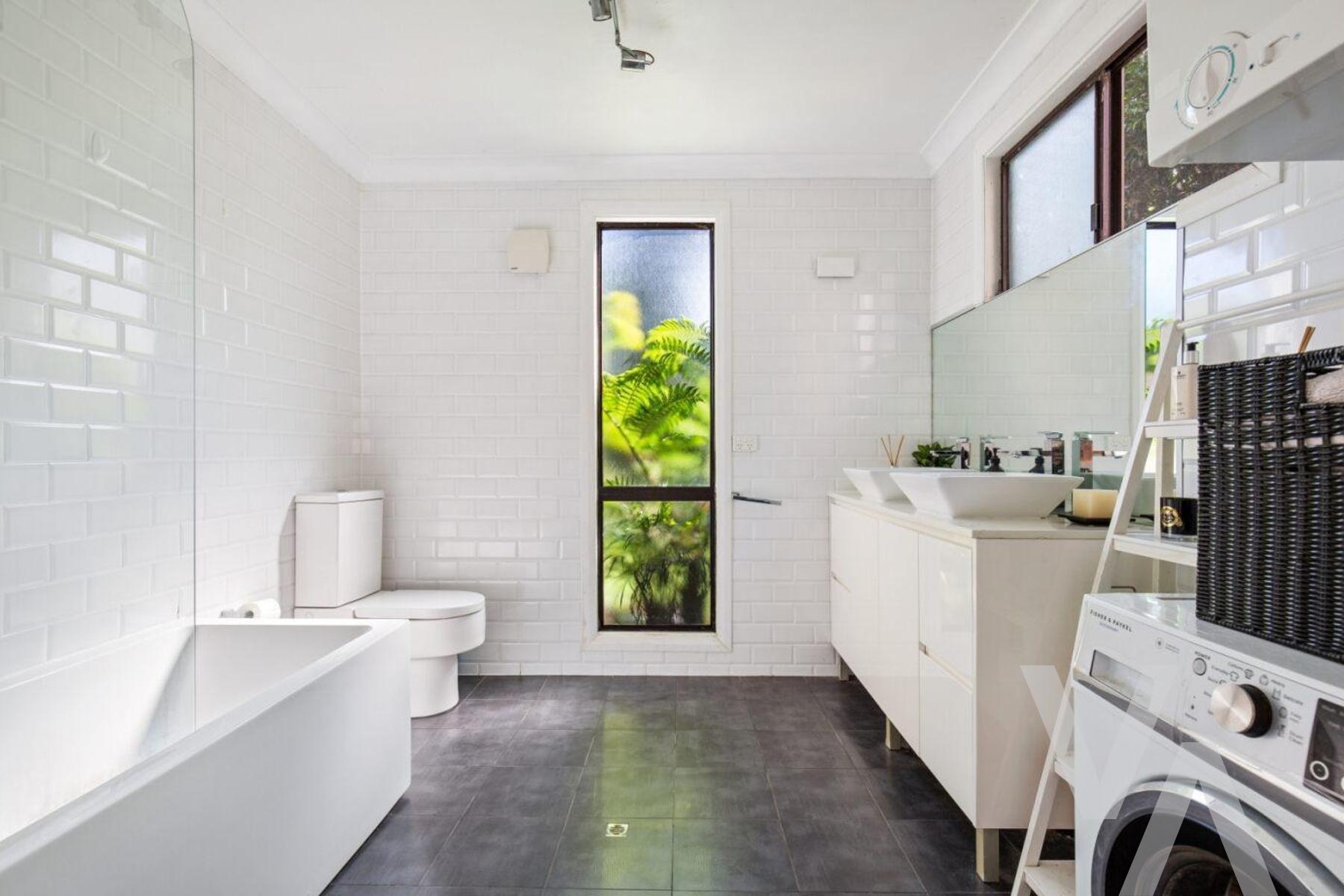 17 Council Street Cooks Hill NSW