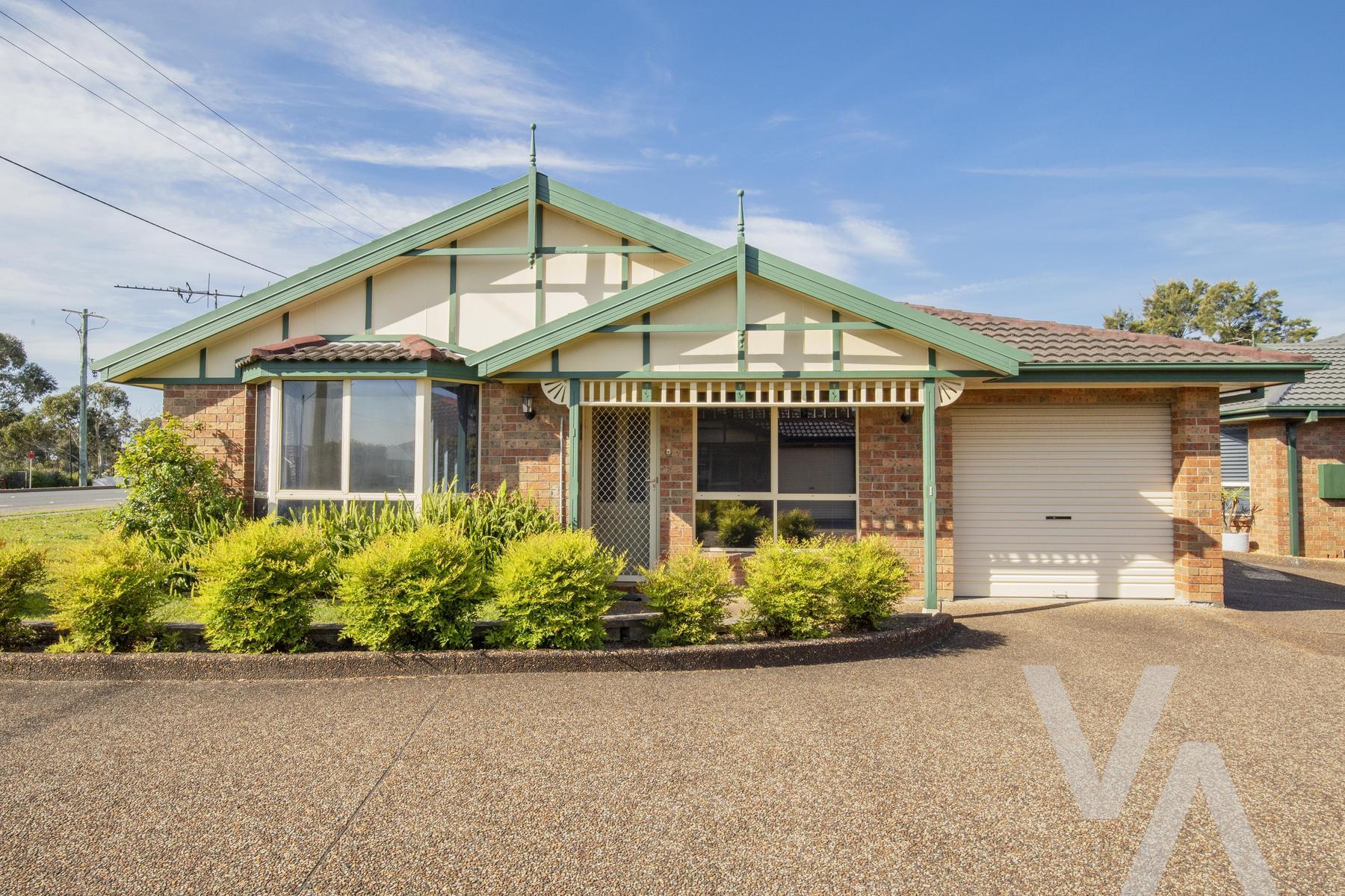 1/151 Lake Road Elermore Vale NSW