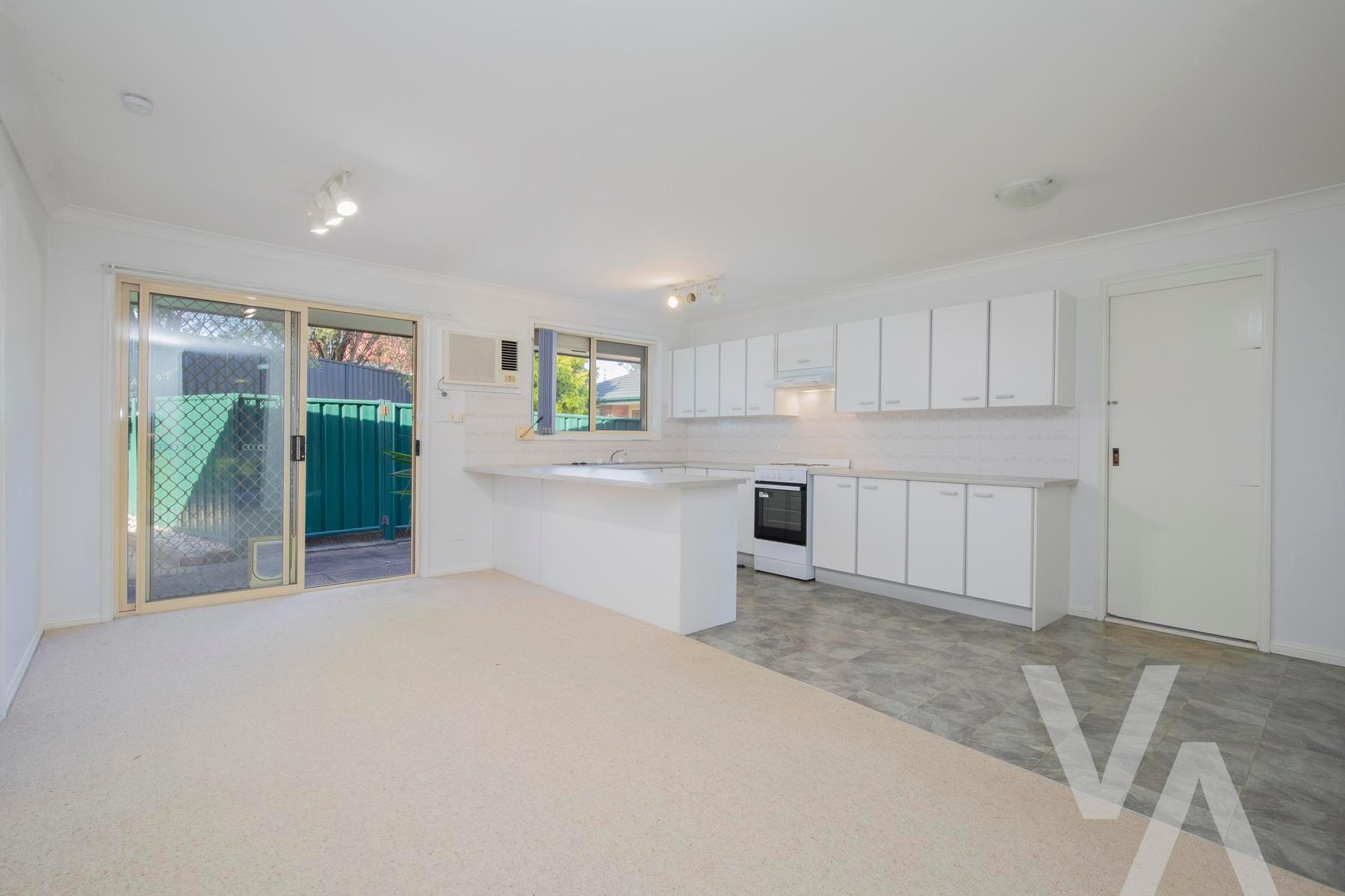 1/151 Lake  Road Elermore Vale NSW