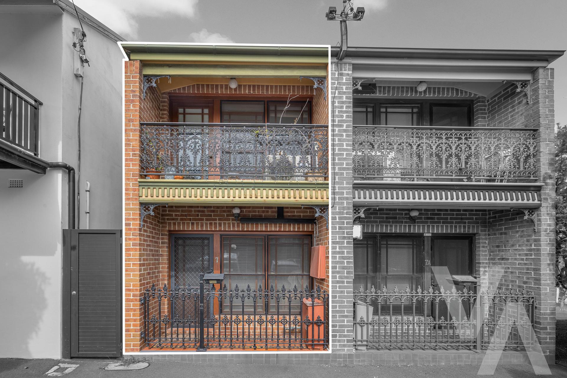 7 Parry Street Cooks Hill NSW