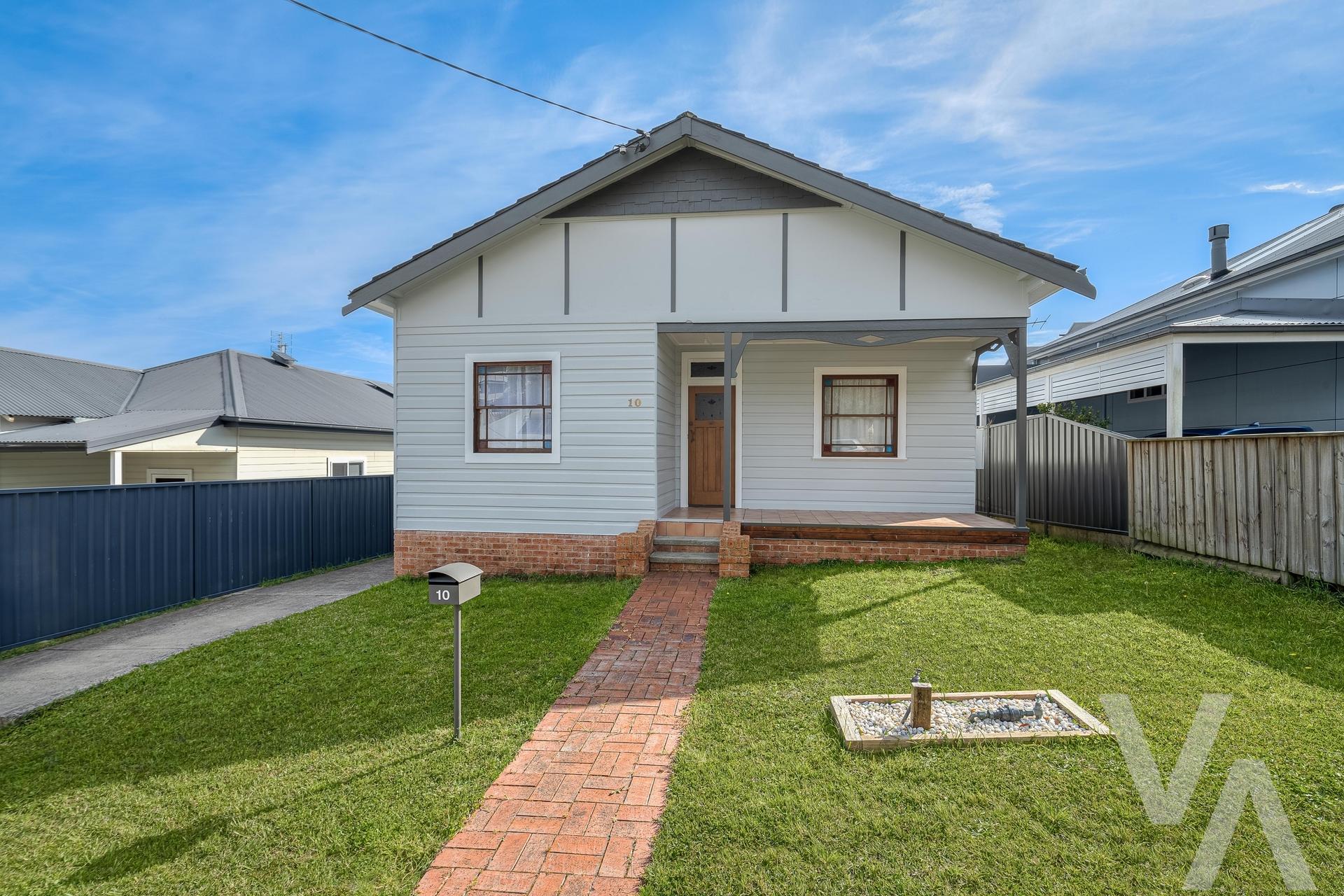 10 Murray Street Adamstown Heights NSW