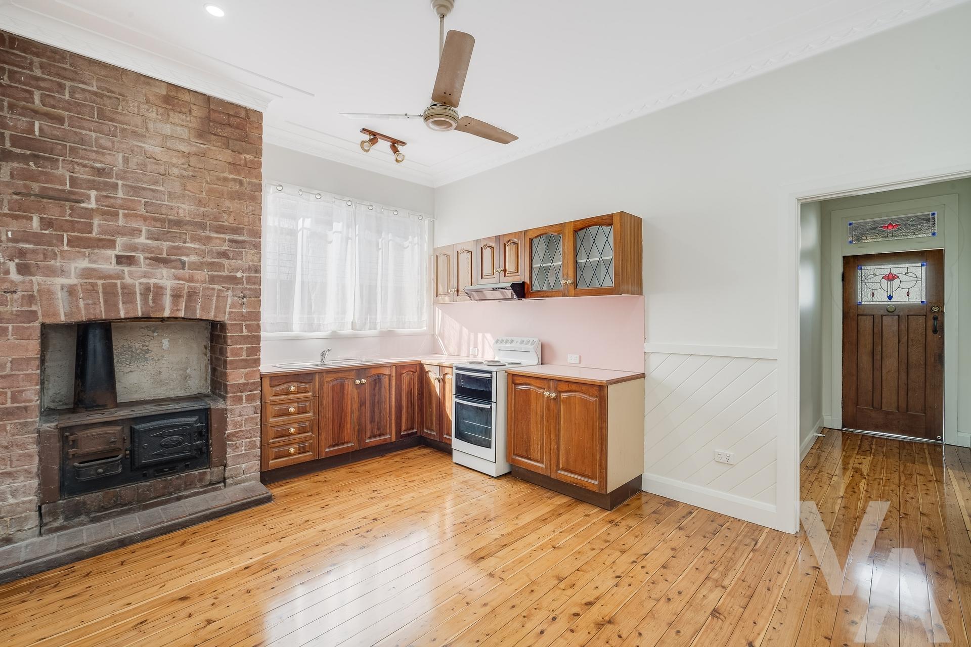 10 Murray Street Adamstown Heights NSW