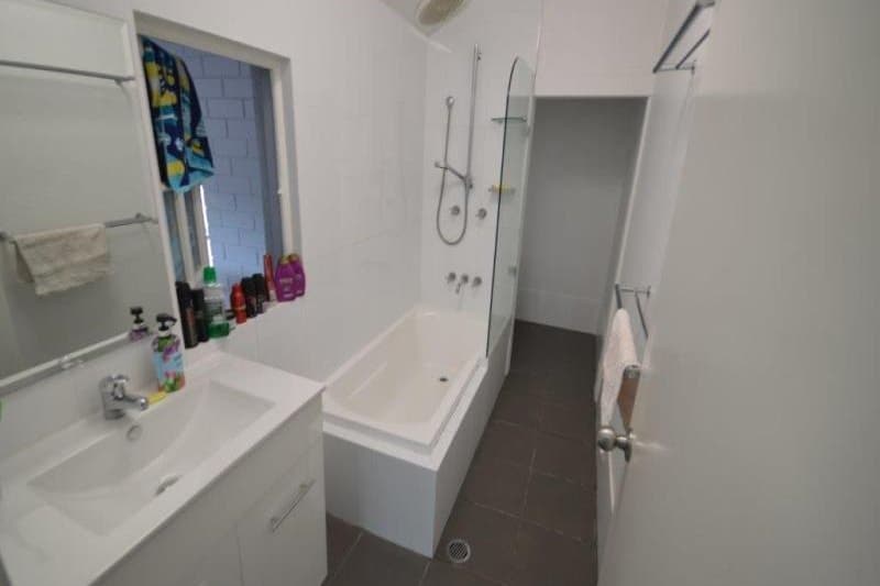 2 Griffith Street STOCKTON NSW