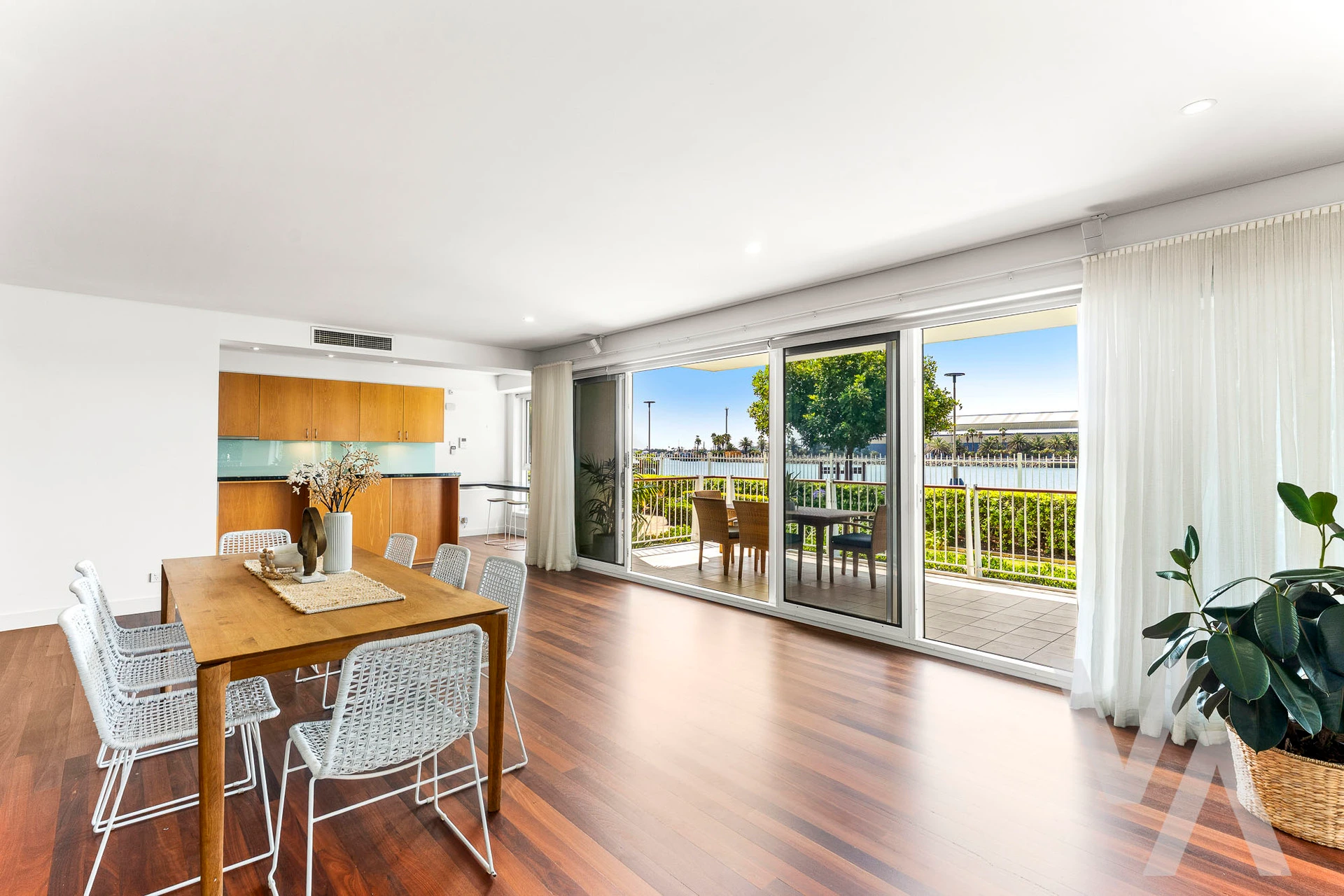 1/304 Wharf Road Newcastle NSW