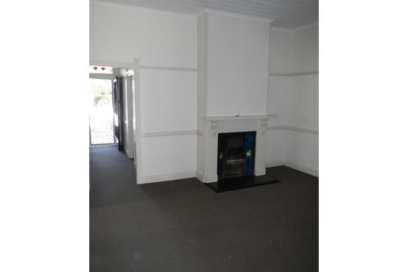 7 Devon Street HAMILTON NSW
