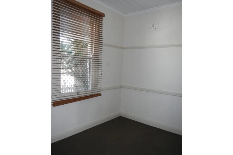 7 Devon Street HAMILTON NSW