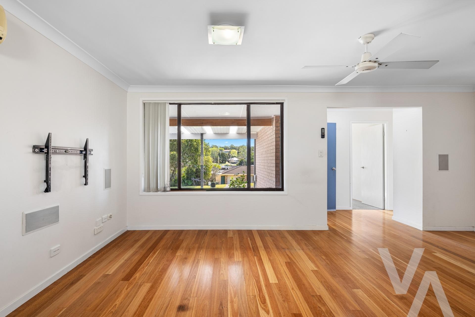 24 Haddington Drive Cardiff South NSW