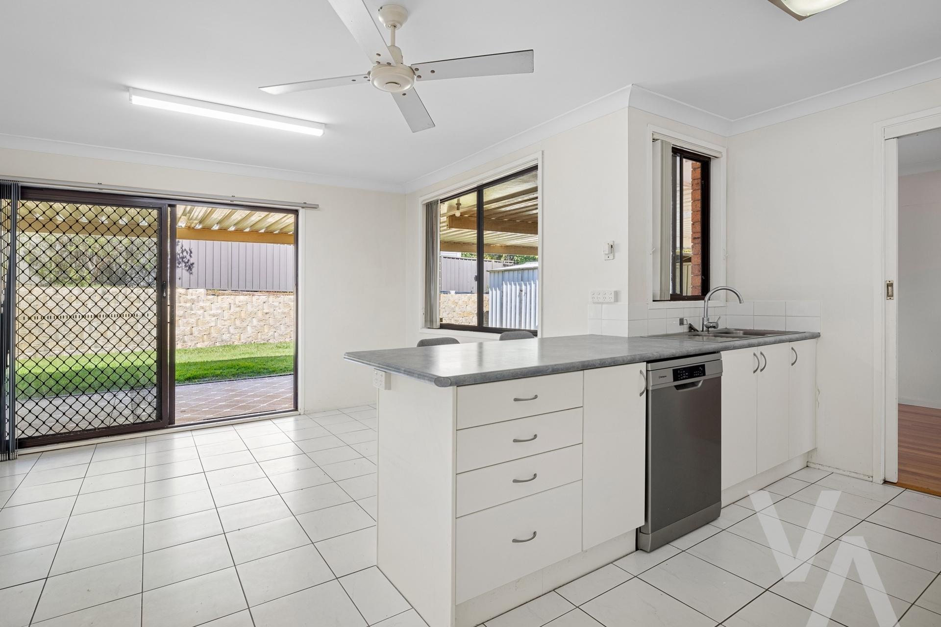 24 Haddington Drive Cardiff South NSW
