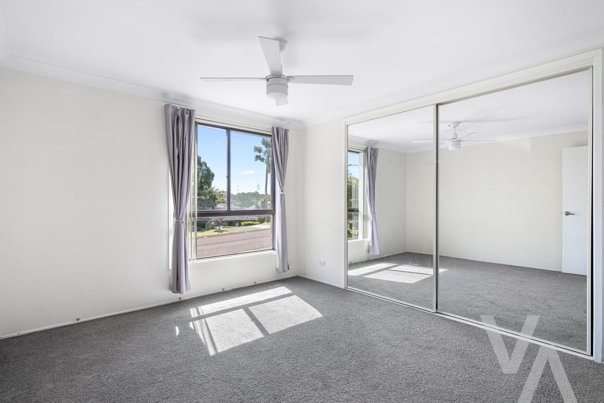 24 Haddington Drive Cardiff South NSW